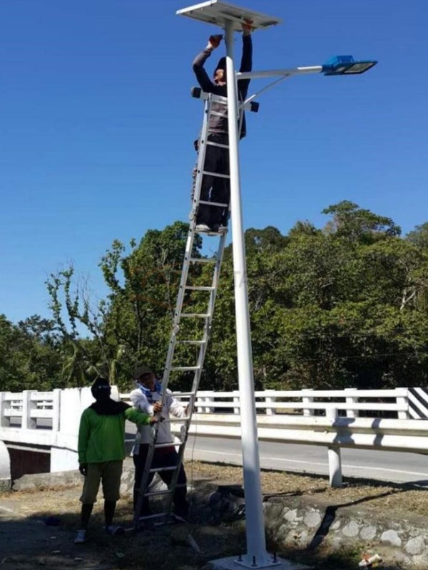 Davao - Lampadaire solaire 5M 20W